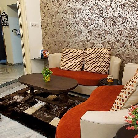 Aditya Premium Homestay- Furnished Air Conditioned- 2Bhk Jabalpur Eksteriør bilde