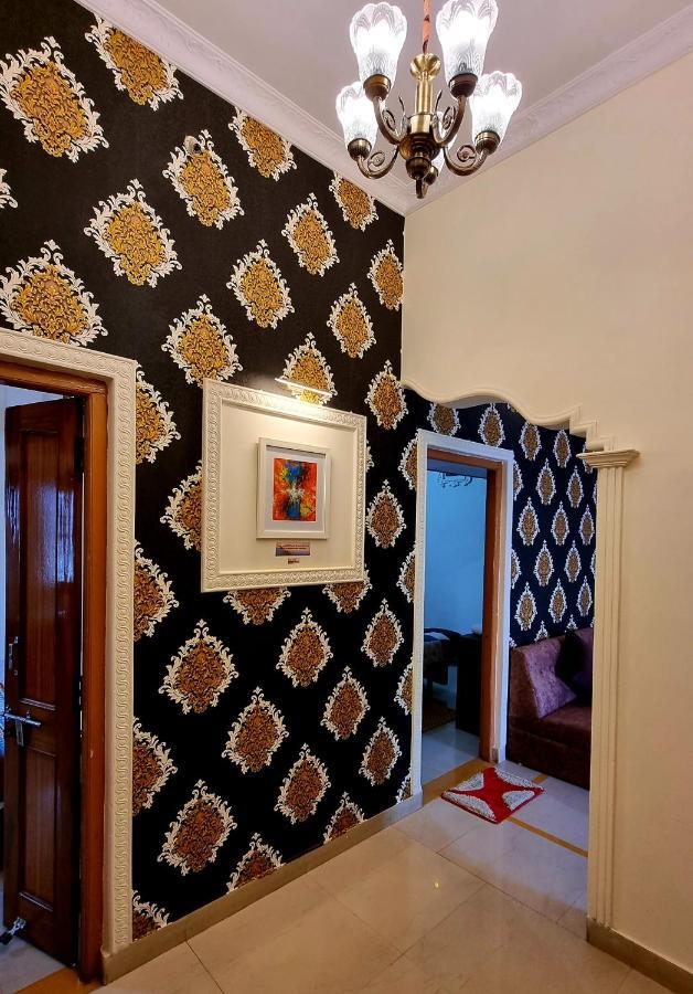 Aditya Premium Homestay- Furnished Air Conditioned- 2Bhk Jabalpur Eksteriør bilde