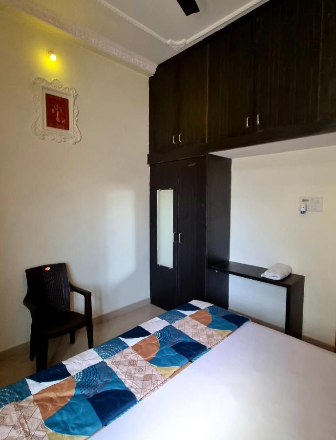 Aditya Premium Homestay- Furnished Air Conditioned- 2Bhk Jabalpur Eksteriør bilde