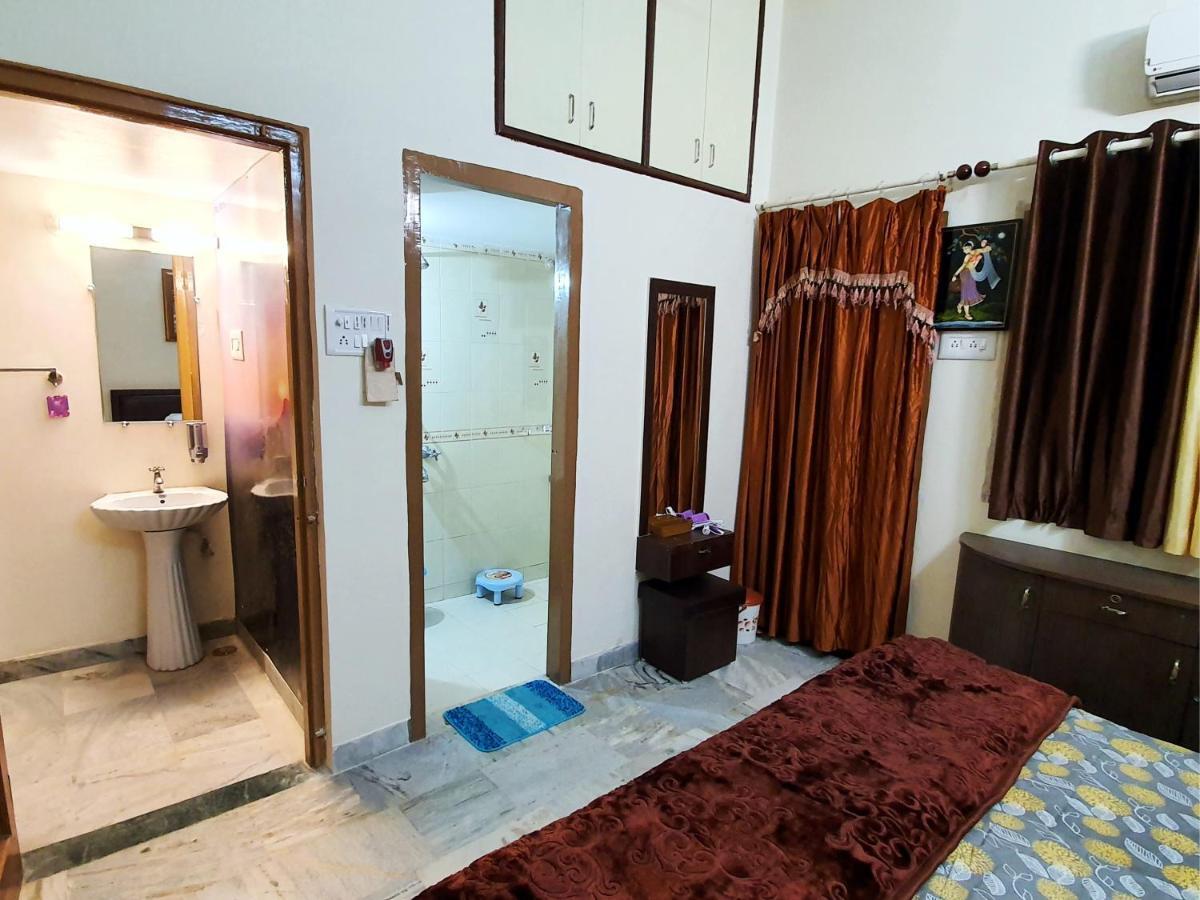 Aditya Premium Homestay- Furnished Air Conditioned- 2Bhk Jabalpur Eksteriør bilde