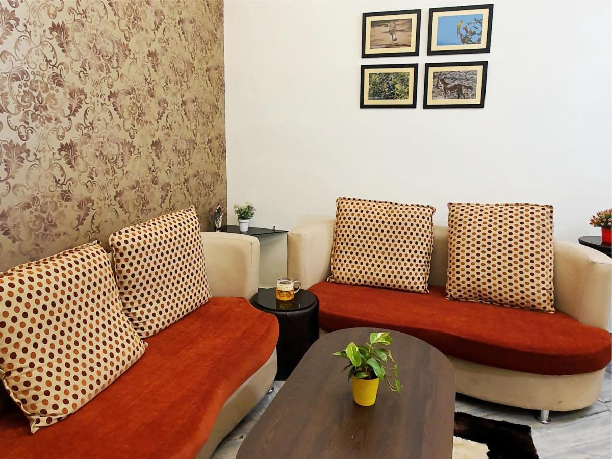 Aditya Premium Homestay- Furnished Air Conditioned- 2Bhk Jabalpur Eksteriør bilde